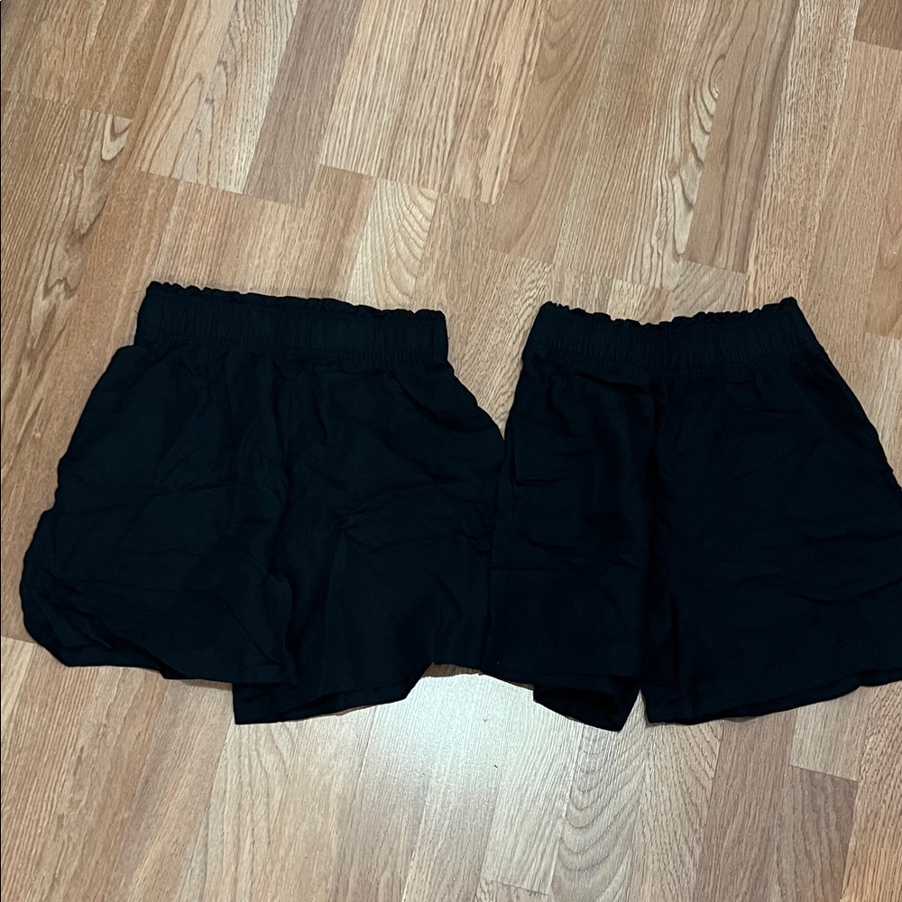 H&M Pull On Linen Blend Black Shorts Lot of
2 Sz XS